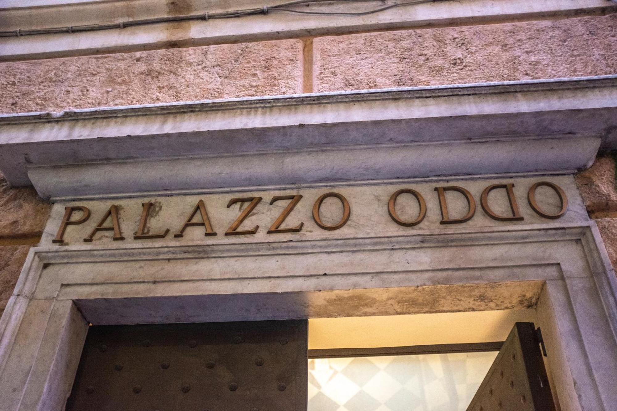 Palazzo Oddo Rental Rooms Albenga Buitenkant foto